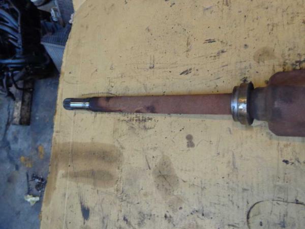 CARDAN DROIT CITROEN BERLINGO / PEUGEOT PARTNER 2008+ 1.6 HDI AUTOMATIQUE - Vue 3